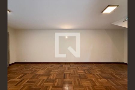Sala de casa para alugar com 3 quartos, 150m² em Campo Belo, São Paulo