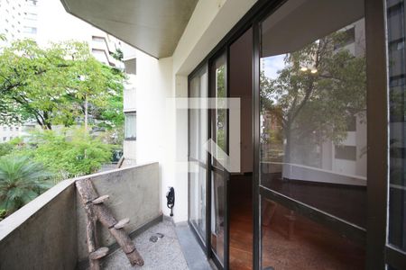 Varanda de apartamento à venda com 3 quartos, 135m² em Moema, São Paulo