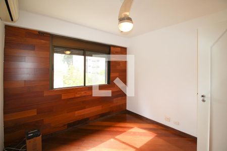 Quarto 1 de apartamento à venda com 3 quartos, 135m² em Moema, São Paulo