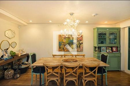 Casa à venda com 4 quartos, 423m² em Santo Amaro, São Paulo