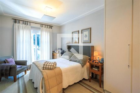 Casa à venda com 4 quartos, 594m² em Jardim Petropolis, São Paulo