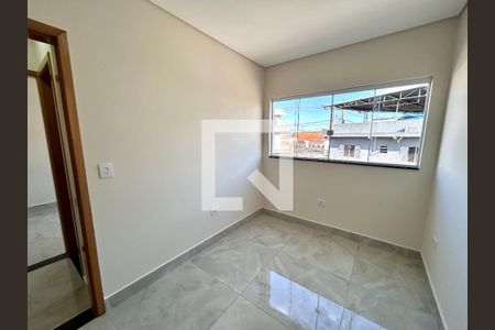 Quarto 1 de casa para alugar com 2 quartos, 55m² em Cidade Jardim Cumbica, Guarulhos