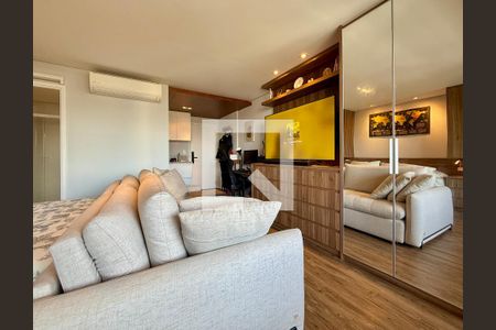 Sala de kitnet/studio à venda com 1 quarto, 43m² em Cidade Monções, São Paulo