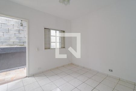 Quarto 1 de casa para alugar com 2 quartos, 70m² em Jardim Nadir, São Paulo