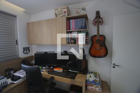 Quarto de apartamento à venda com 4 quartos, 128m² em Alto Caiçaras, Belo Horizonte