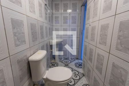 Banheiro de casa para alugar com 1 quarto, 50m² em Serraria, Diadema