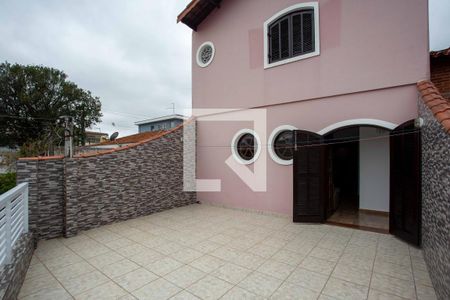 Sacada de casa à venda com 4 quartos, 210m² em Piraporinha, Diadema