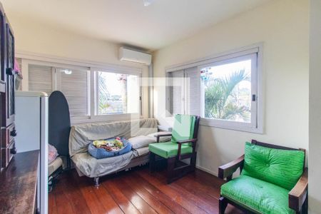 Quarto 1 de casa à venda com 3 quartos, 170m² em Espírito Santo, Porto Alegre