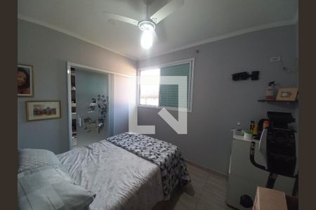 Quarto 2 de casa de condomínio para alugar com 2 quartos, 74m² em Parque Bitaru, São Vicente