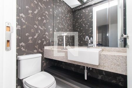 Lavabo de apartamento para alugar com 3 quartos, 143m² em Cristo Rei, Curitiba
