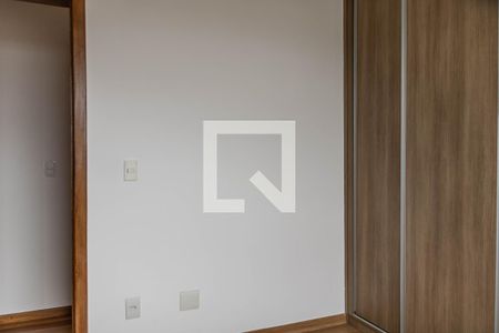 Quarto 1 de apartamento para alugar com 3 quartos, 105m² em Buritis, Belo Horizonte