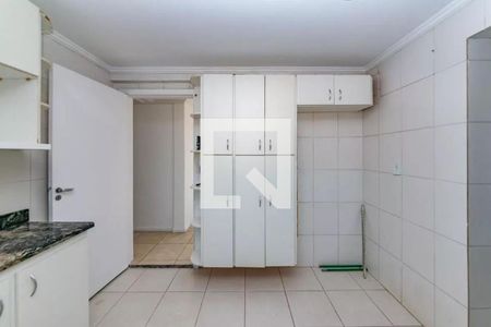 Cozinha de apartamento para alugar com 3 quartos, 87m² em Calafate, Belo Horizonte