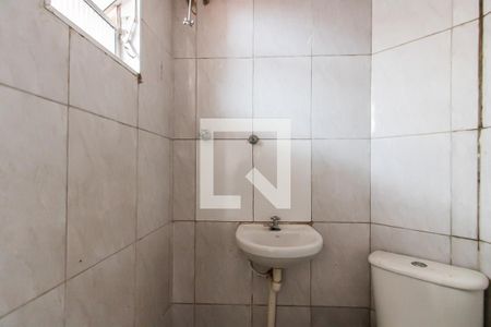 Banheiro de casa para alugar com 1 quarto, 35m² em Vila Santa Teresa, São Paulo