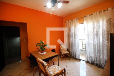 Sala de casa de condomínio à venda com 2 quartos, 98m² em Irajá, Rio de Janeiro