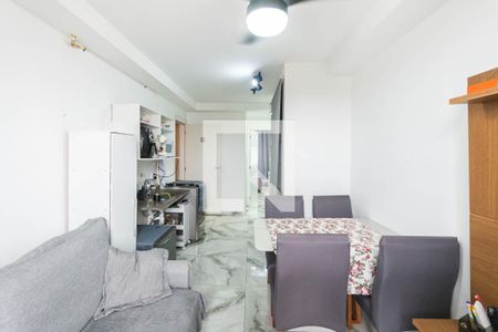 Sala de apartamento para alugar com 1 quarto, 32m² em Imperial de São Cristóvão, Rio de Janeiro