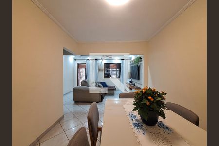 Sala de casa à venda com 4 quartos, 210m² em Vila Hebe, São Paulo
