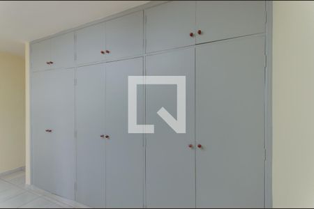 Quarto 1 de casa à venda com 4 quartos, 298m² em Ipiranga, São Paulo