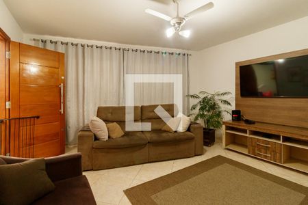 Sala de casa à venda com 3 quartos, 105m² em Vila Nivi, São Paulo
