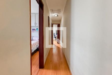 Corredor - Piso Superior de casa à venda com 4 quartos, 350m² em Vila Monumento, São Paulo