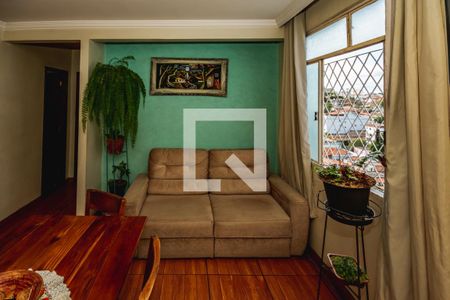 Sala de apartamento à venda com 2 quartos, 66m² em São João Batista, Belo Horizonte