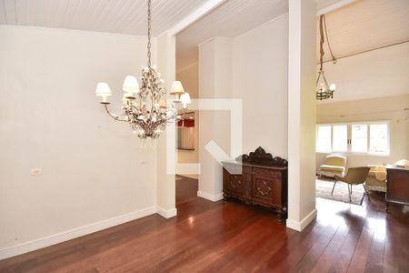 Sala de casa à venda com 3 quartos, 279m² em Jardim Panorama, São Paulo