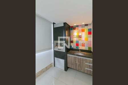 Sala de apartamento à venda com 3 quartos, 85m² em Itamarati, Belo Horizonte