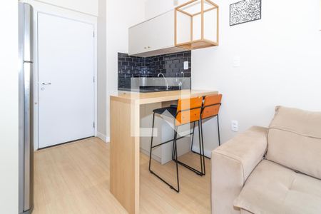 Sala/Cozinha de apartamento para alugar com 1 quarto, 31m² em Pompeia, São Paulo