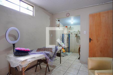 Sala 2 de casa à venda com 3 quartos, 86m² em Costa E Silva, Porto Alegre
