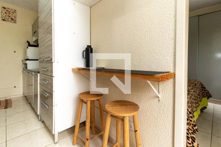 Sala/Cozinha de casa para alugar com 1 quarto, 45m² em Cajuru, Curitiba