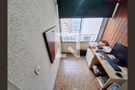 Escritório de apartamento para alugar com 3 quartos, 120m² em Humaitá, Rio de Janeiro