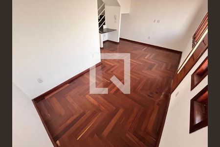 Casa à venda com 2 quartos, 156m² em Salgado Filho, Belo Horizonte
