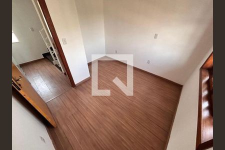 Casa à venda com 2 quartos, 156m² em Salgado Filho, Belo Horizonte