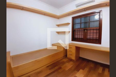 Casa à venda com 4 quartos, 239m² em Vila Guilherme, São Paulo