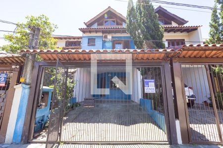 Fachada de casa à venda com 3 quartos, 139m² em Aberta dos Morros, Porto Alegre