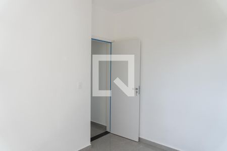 Quarto 2 de apartamento para alugar com 2 quartos, 43m² em Jardim Jacinto, Jacareí