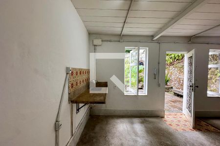 Sala/Cozinha de casa para alugar com 2 quartos, 65m² em Cosme Velho, Rio de Janeiro