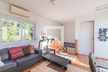 Sala 2 de casa à venda com 3 quartos, 230m² em Espírito Santo, Porto Alegre