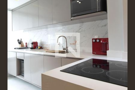 Cozinha de apartamento para alugar com 2 quartos, 50m² em Vila Olímpia, São Paulo