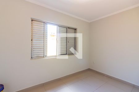 Quarto 1 de casa à venda com 4 quartos, 184m² em Umuarama, Osasco