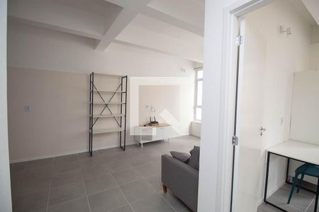Sala/Cozinha de apartamento para alugar com 2 quartos, 52m² em República, São Paulo