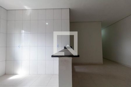 Sala/Cozinha de casa para alugar com 2 quartos, 100m² em Jardim Três Marias, São Paulo