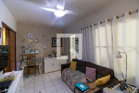Casa 1 - Sala de casa à venda com 4 quartos, 225m² em Santa Rosa, Niterói