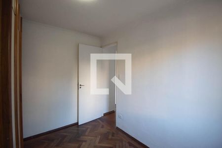 Quarto 2 de apartamento para alugar com 2 quartos, 50m² em Vila Irmaos Arnoni, São Paulo