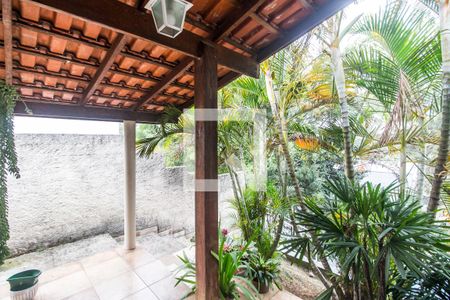 Varanda de casa de condomínio para alugar com 4 quartos, 214m² em São Fernando Residencia, Barueri