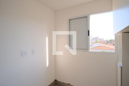 Quarto 1 de apartamento para alugar com 2 quartos, 30m² em Vila Carrão, São Paulo