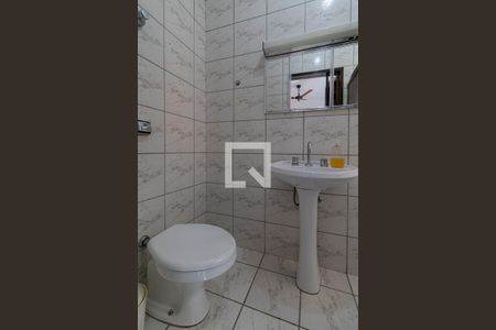 Banheiro Suíte 1 de casa à venda com 5 quartos, 220m² em Vila Buenos Aires, São Paulo