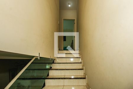 Escada de casa à venda com 2 quartos, 75m² em Céu Azul, Belo Horizonte