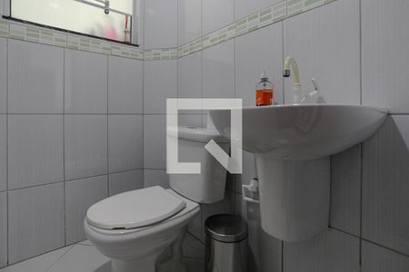Lavabo de casa para alugar com 2 quartos, 150m² em Jardim Rubi, Mogi das Cruzes