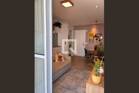 Sala de apartamento à venda com 3 quartos, 77m² em Vila Cordeiro, São Paulo
