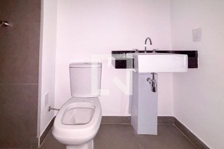 Banheiro de kitnet/studio à venda com 1 quarto, 33m² em Cerqueira César, São Paulo